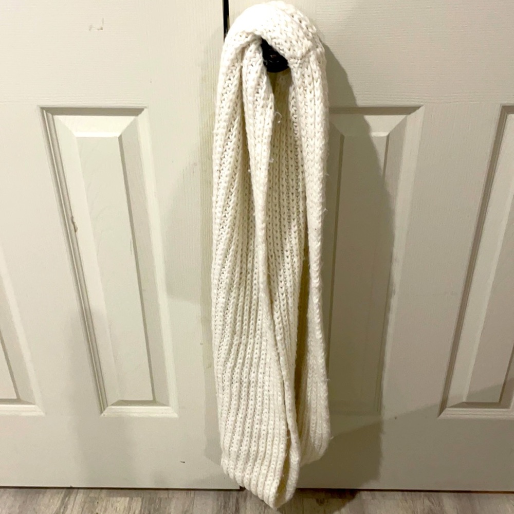 Abercrombie & Fitch Scarf